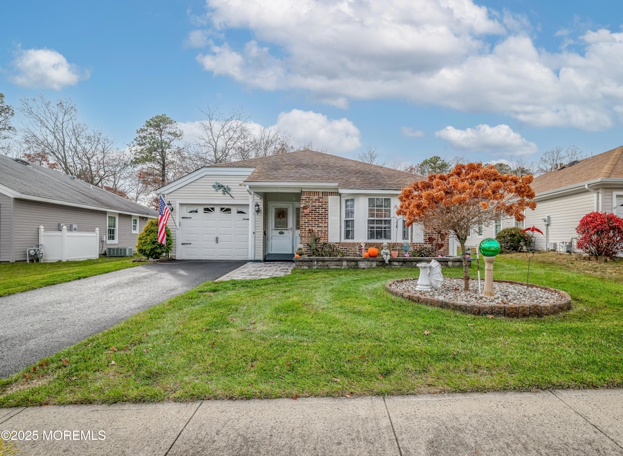 For Sale $349,000 • Co-Listing Agent