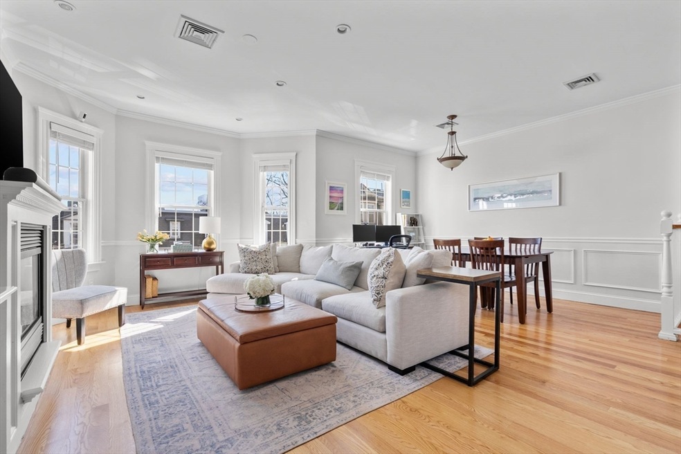 Sold $825,000 • Co-Listing Agent