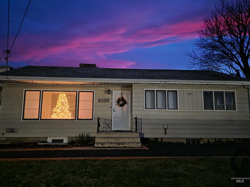 1036 Burrell Ave, Lewiston, ID 83501 - photo 1