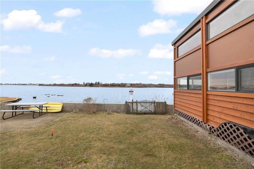 Direct Waterfront on Potters Pond