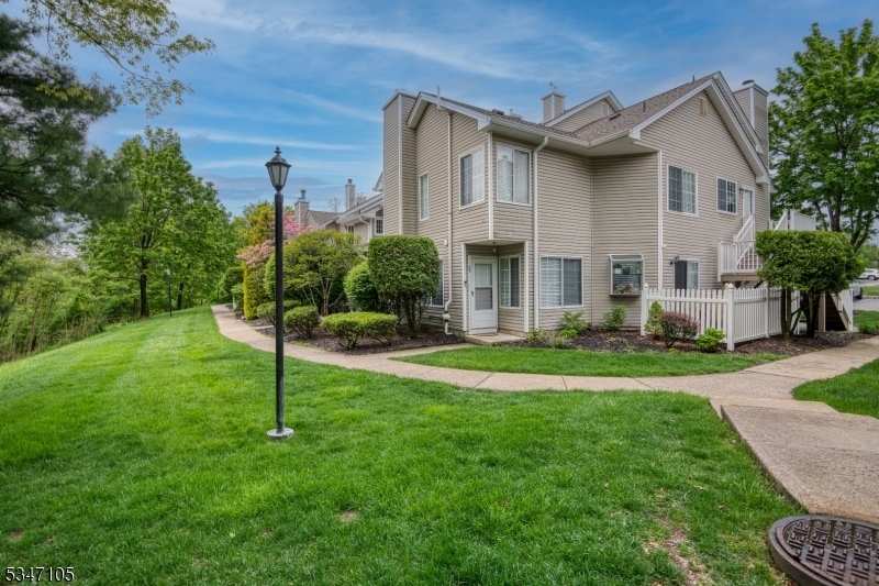 26 Stevens Ct unit 2926, Bedminster, NJ 07921 - photo 1