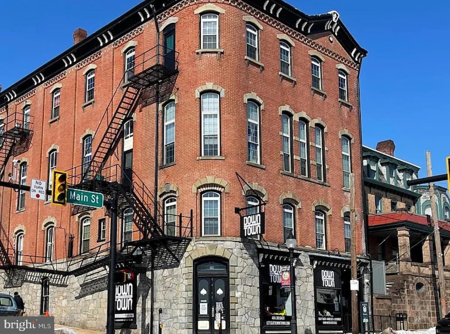 For Rent $1,595/month