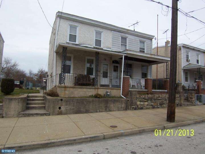 3418 W 3rd St, Marcus Hook, PA 19061 - photo 1