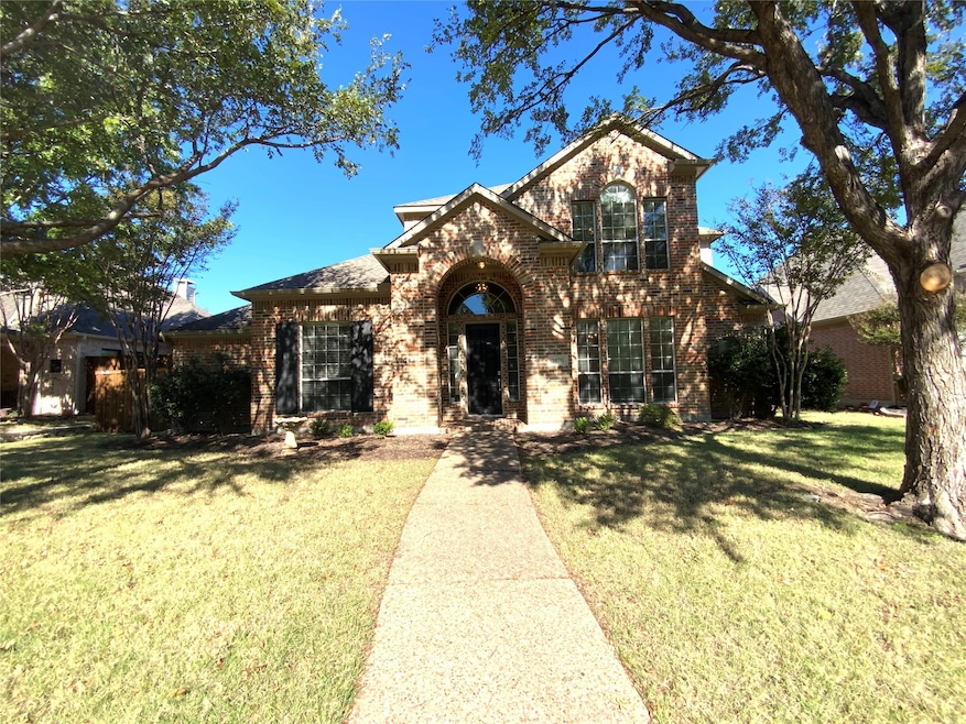 1870 Dowelling Dr, Frisco, TX 75034 - photo 1