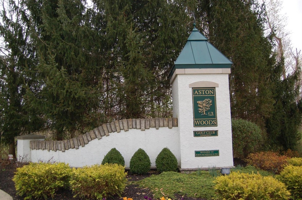 3566 Chestnut Park unit 79, Cleves, OH 45002 - photo 1