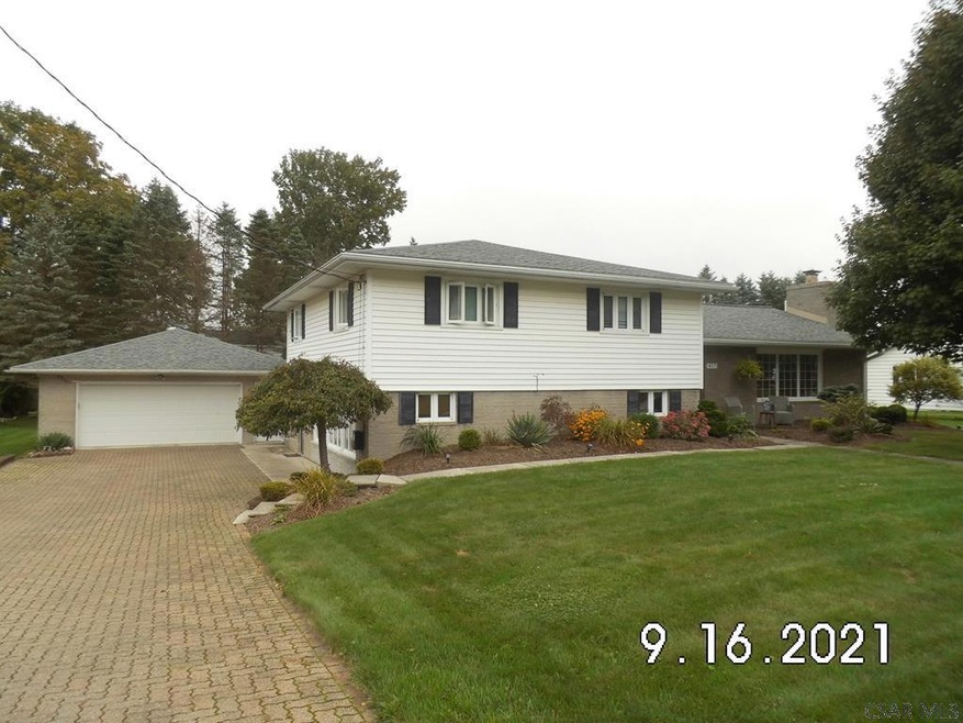 417 Slater St, Johnstown, PA 15905 - photo 1