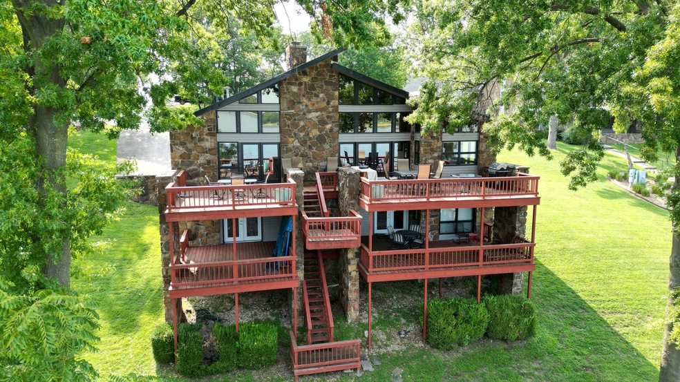 Sold $950,000