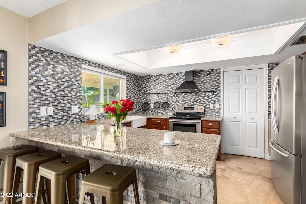 3433 E Emelita Ave, Mesa, AZ 85204 - photo 1