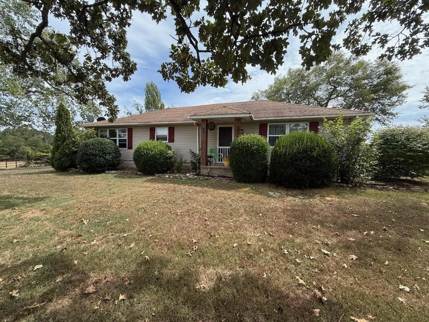 7882 Highway V, Myrtle, MO 65778 - photo 1