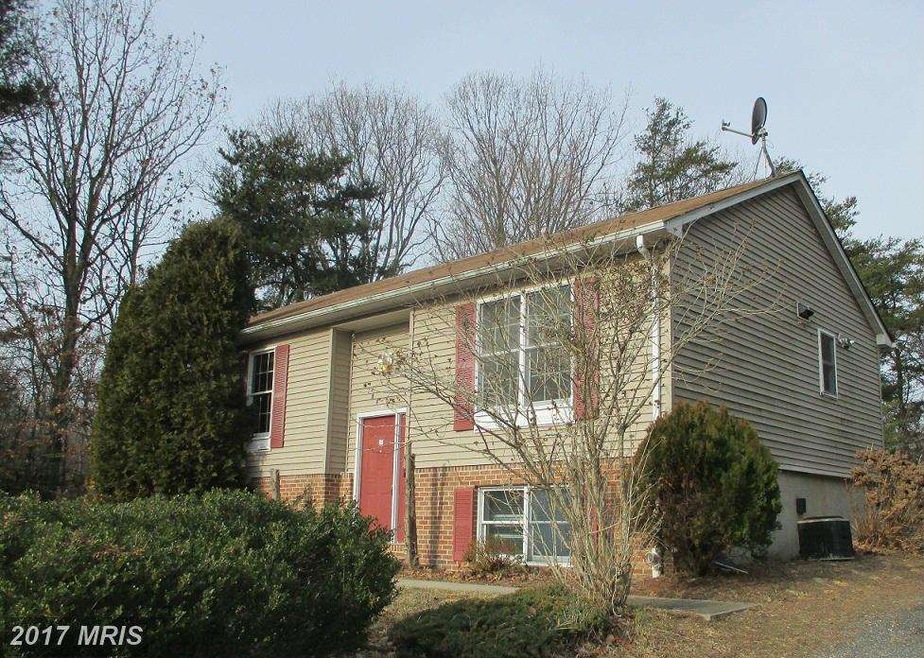 12585 Olivet Rd, Lusby, MD 20657 - photo 1