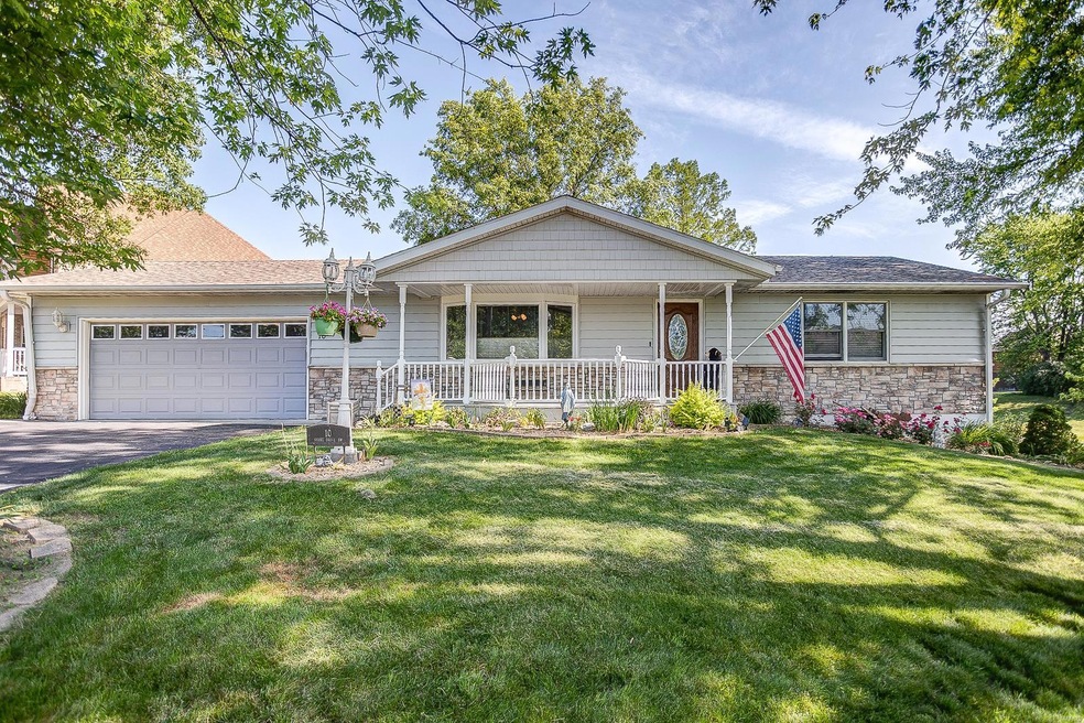 Welcome to 10 Shore Drive SW, Holiday Shores!