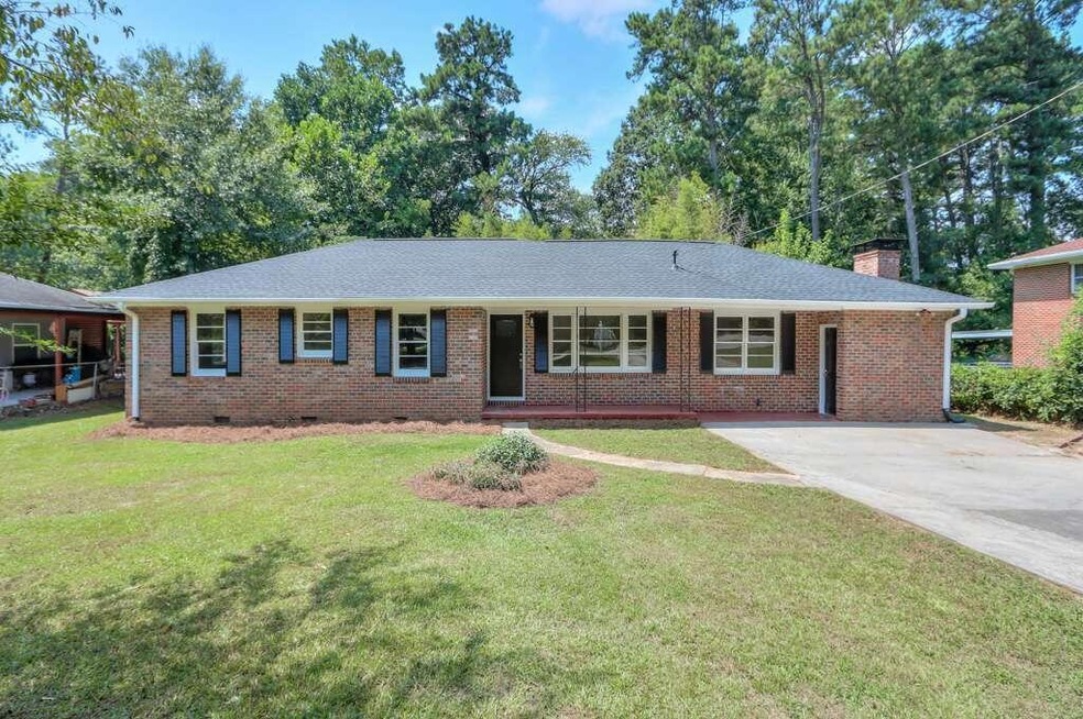 860 Walnut Cir SW, Marietta, GA 30060 - photo 1