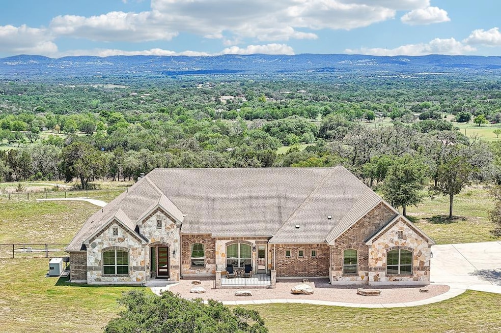 For Sale $4,250,000 • Co-Listing Agent