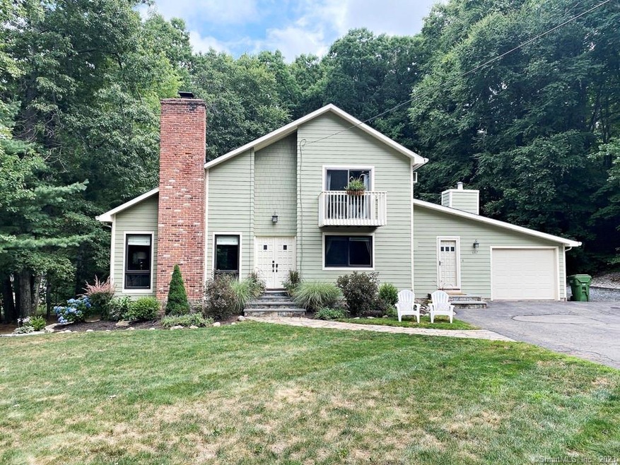 687 Ash Swamp Rd, Glastonbury, CT 06033 - photo 1