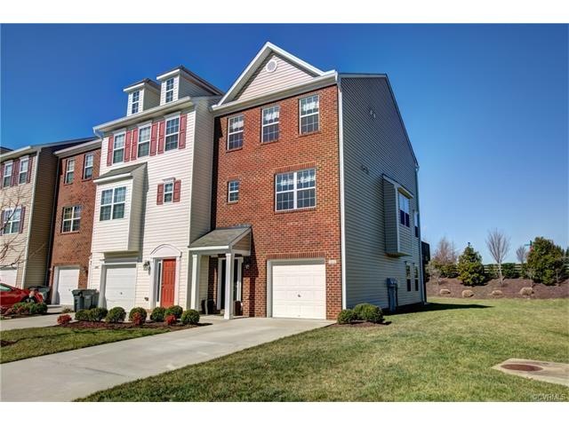 Gorgeous light-filled end unit with beautifully la