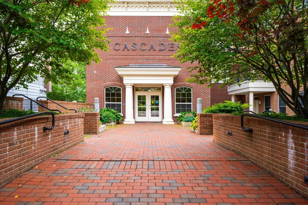 60 Winooski Falls Way unit 1109, Winooski, VT 05404 - photo 1