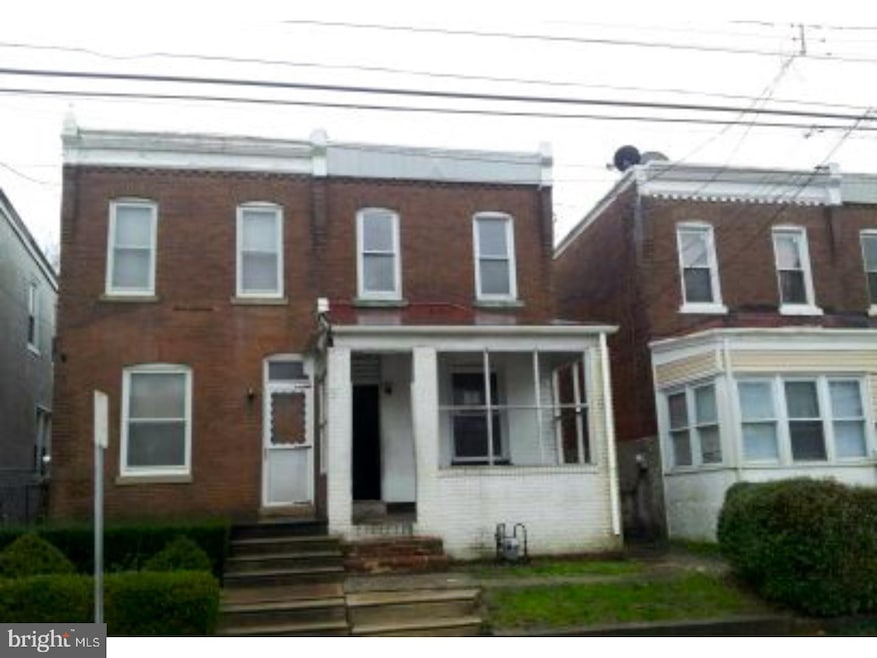 306 Walnut St, Darby, PA 19023 - photo 1