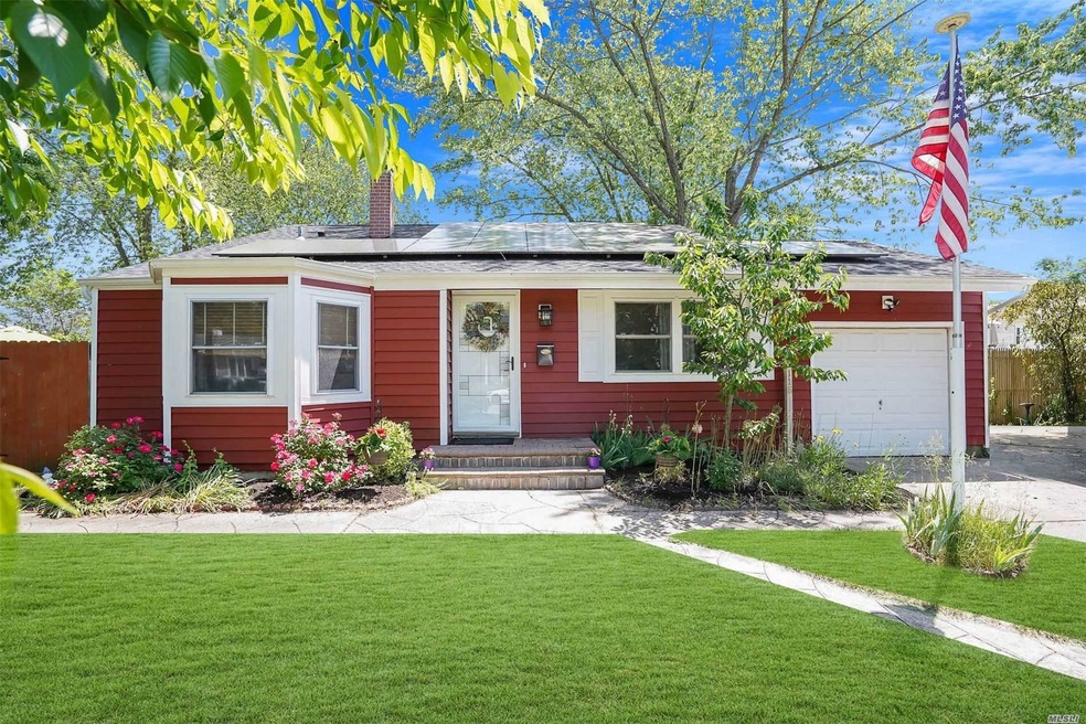 3115 Devon Ave, Medford, NY 11763 - photo 1