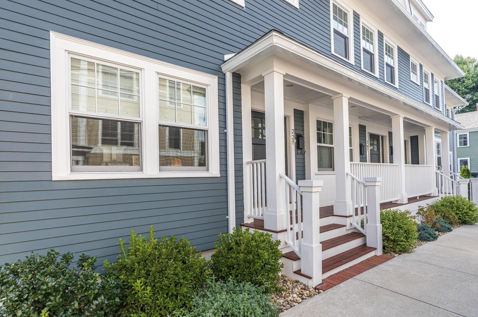 22 Cornwall St, Portsmouth, NH 03801 - photo 1