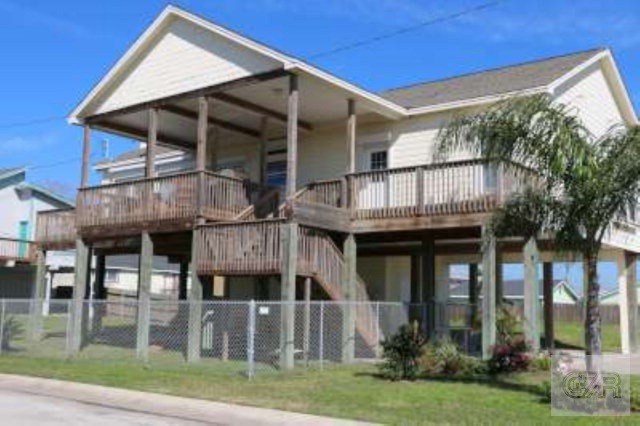 8022 Pruitt Dr, Galveston, TX 77554 - photo 1