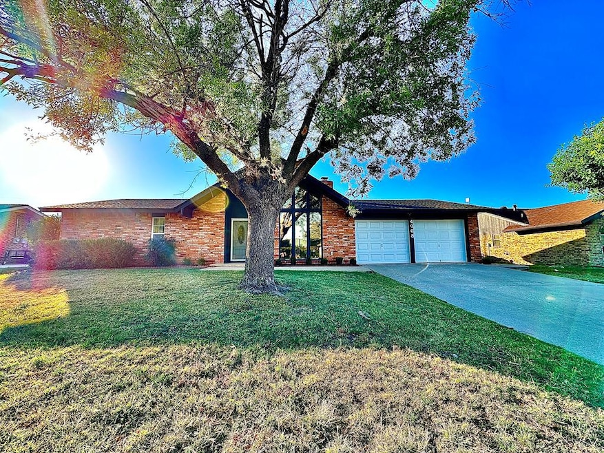 4008 Vicky St, Big Spring, TX 79720 - photo 1