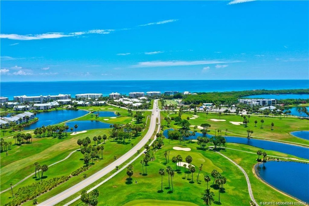 411 NE Plantation Rd unit 526, Stuart, FL 34996 - photo 1