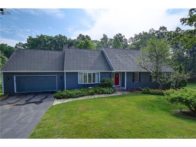 83 Ruff Cir, Glastonbury, CT 06033 - photo 1