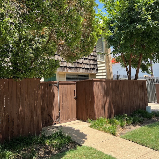For Rent $1,325/month