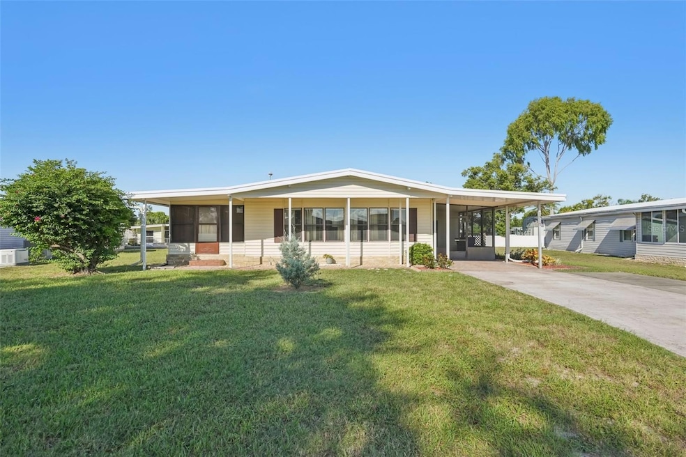 1317 Mohawk Cir, Tavares, FL 32778 - photo 1