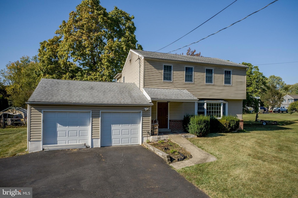 143 Cardinal Rd, Chalfont, PA 18914 - photo 1