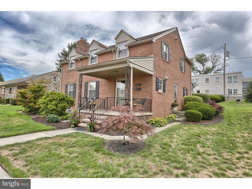 217 Kent Way, Reading, PA 19611 - photo 1