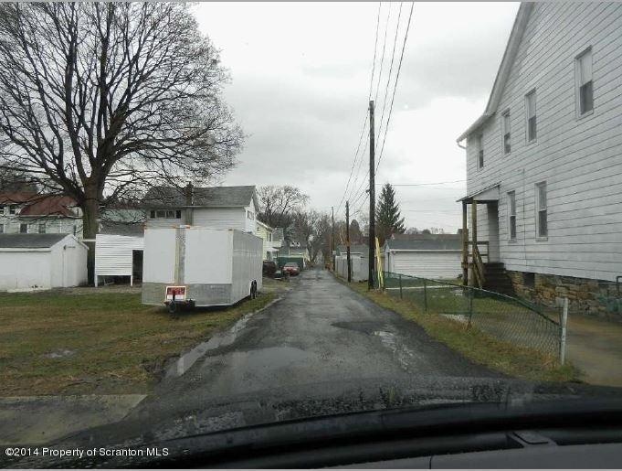 1618 Lafayette St, Scranton, PA 18504 - photo 1