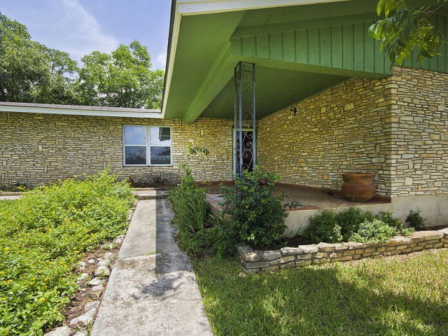 1220 Chestnut St, San Marcos, TX 78666 - photo 1