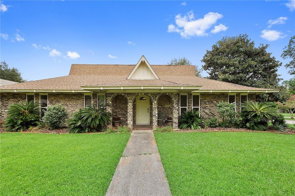 1050 Rue Corton, Slidell, LA 70458 - photo 1