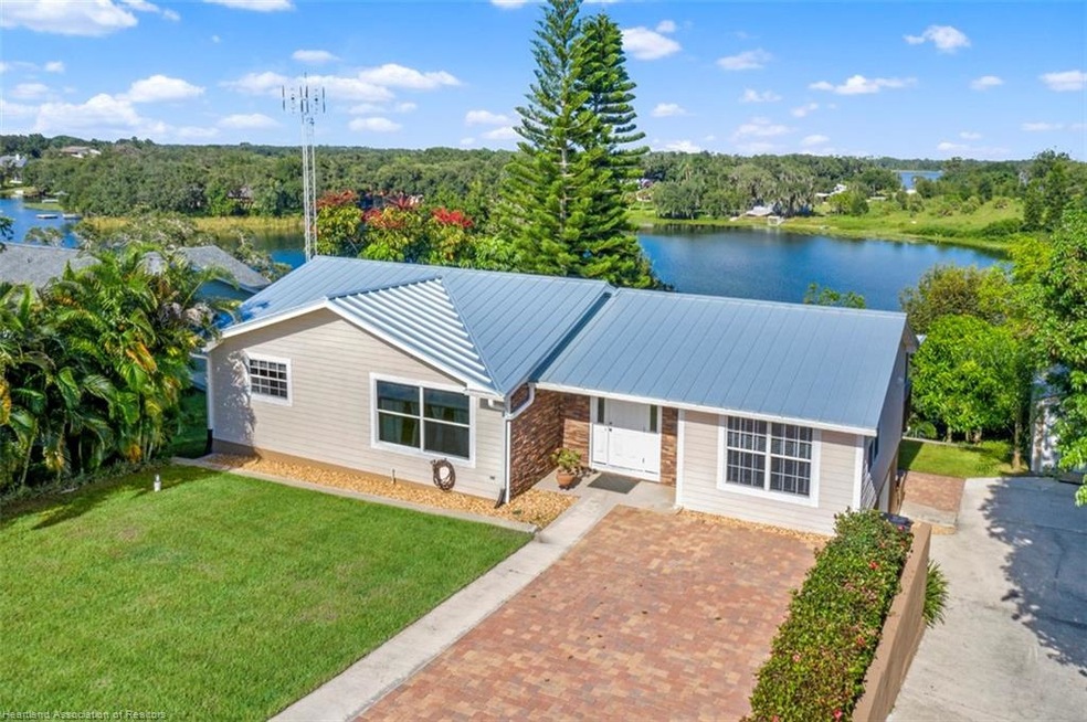 513 Lake Saddlebags Dr, Lake Placid, FL 33852 - photo 1