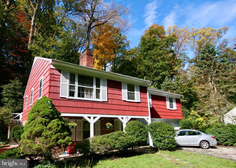 275 Vincent Rd, Paoli, PA 19301 - photo 1