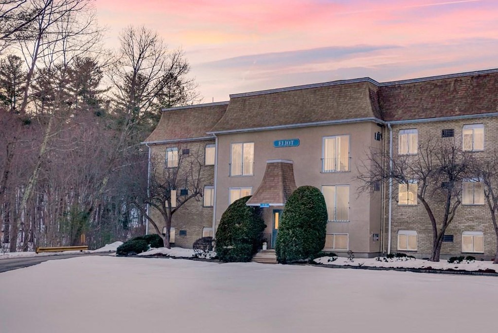 176 Swanson Rd unit 301, Boxborough, MA 01719 - photo 1