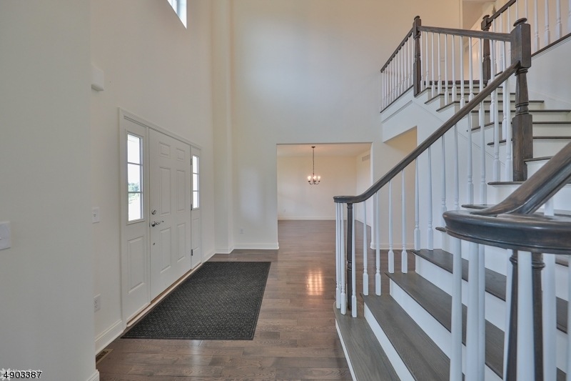 24 Highlands Way, Phillipsburg, NJ 08865 - photo 1