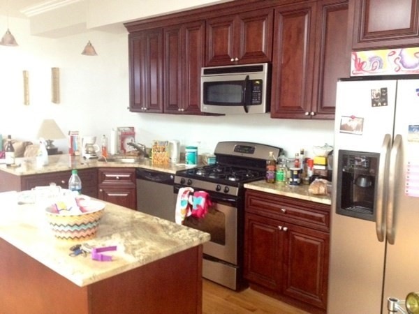 1089 Beacon St unit 5, Brookline, MA 02446 - photo 1