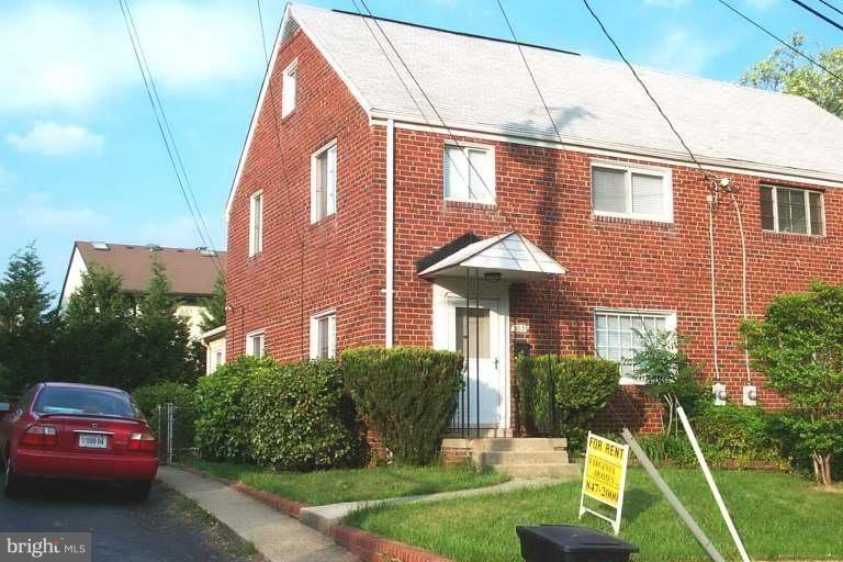 2035 N Brandywine St, Arlington, VA 22207 - photo 1