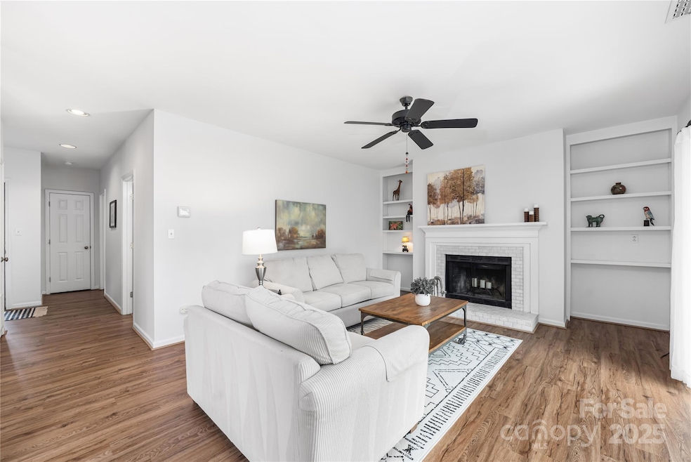 766 Marsh Rd unit 2, Charlotte, NC 28209 - photo 1