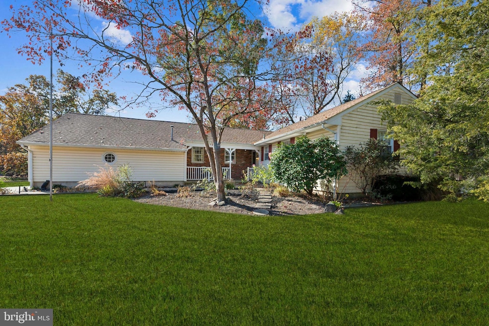 14 Sherri Way, Clementon, NJ 08021 - photo 1