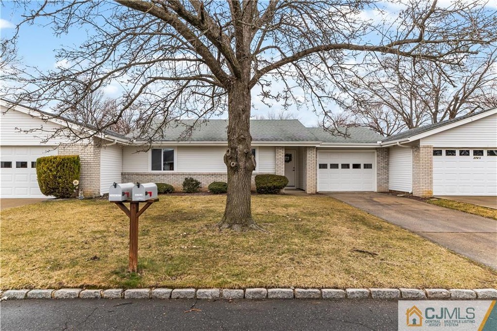 274 Convent Rd unit 274B, Monroe Township, NJ 08831 - photo 1