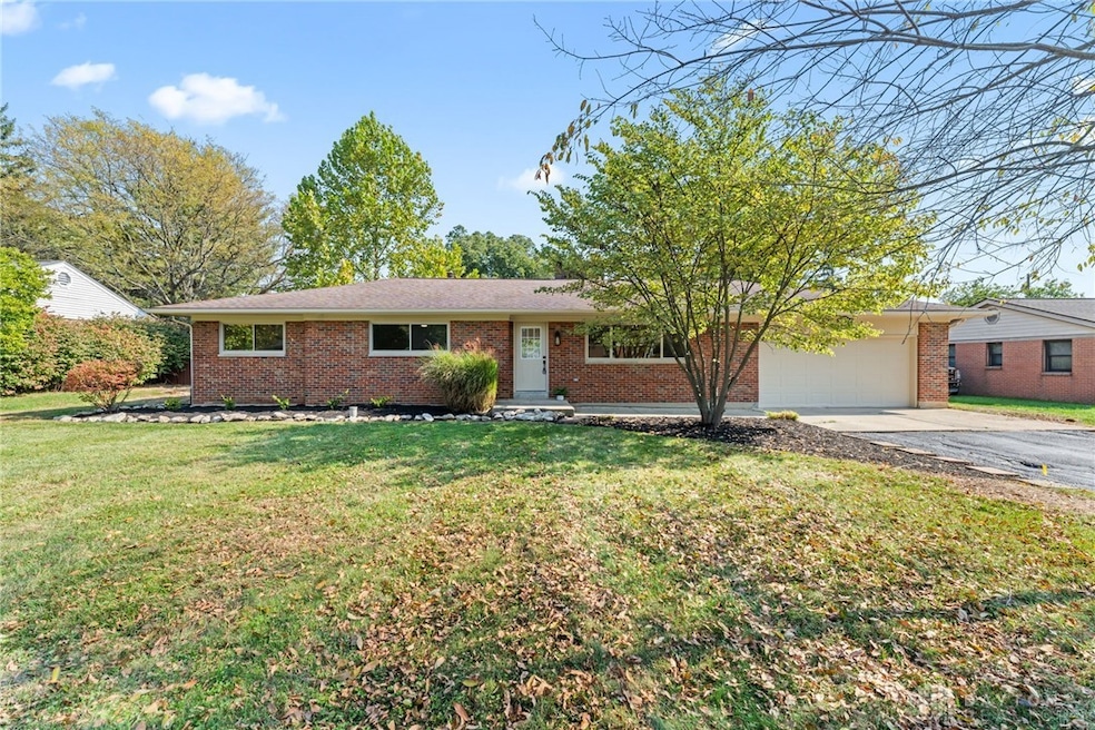 For Sale $319,900 • Co-Listing Agent