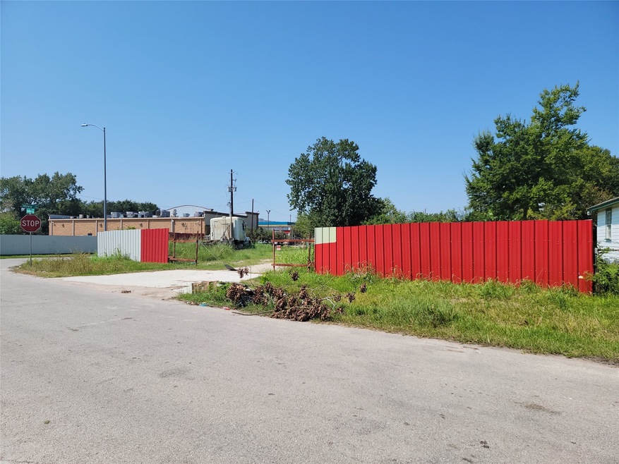 6601 Homestead Ct, Houston, TX 77028 - photo 1