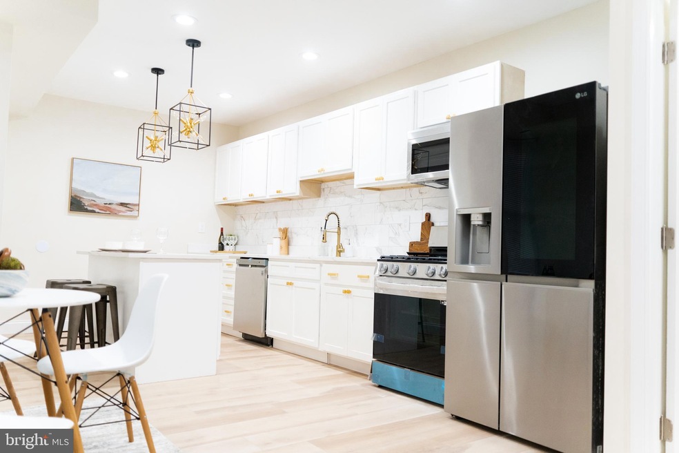 2720 Ellicott Dr, Baltimore, MD 21216 - photo 1