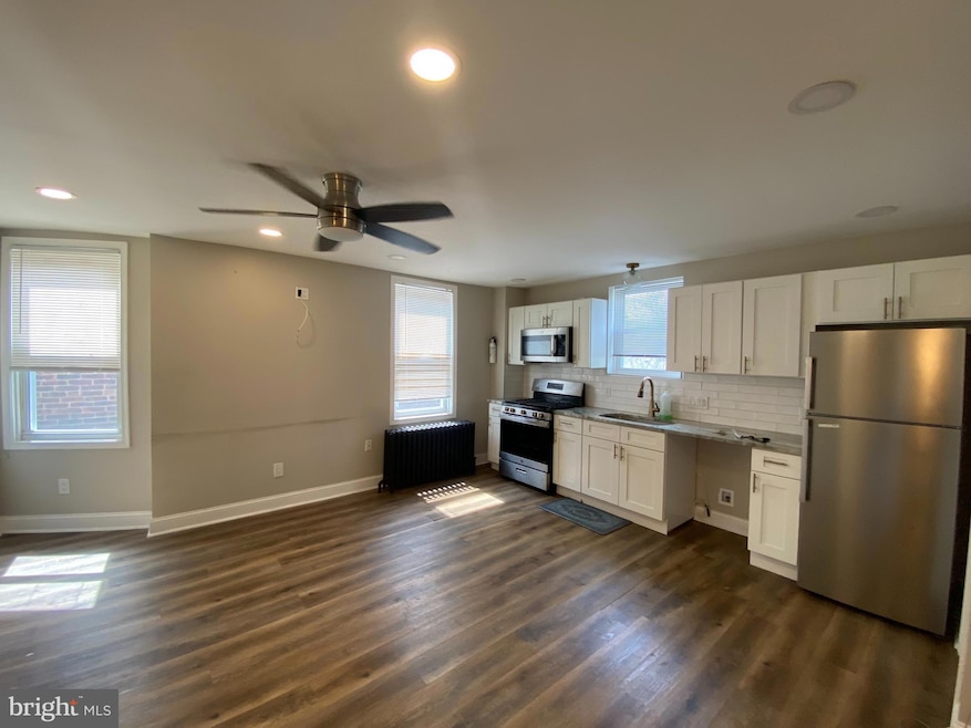 22 N Front St unit 2, Darby, PA 19023 - photo 1