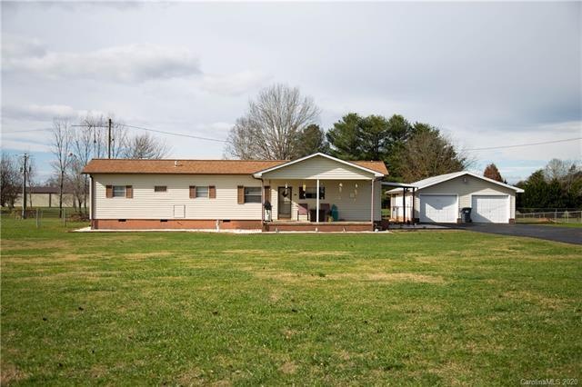 204 Longview Rd, Statesville, NC 28625 - photo 1