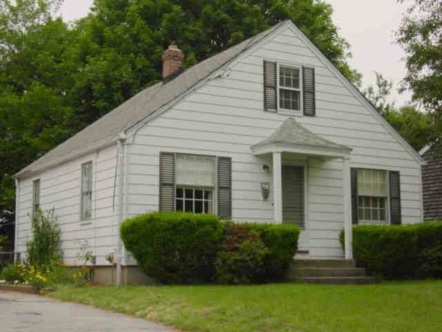 107 Lakeside Ave, Cranston, RI 02910 - photo 1