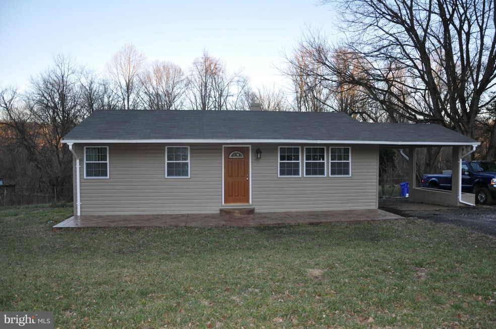 6489 Briggs Rd, Warrenton, VA 20187 - photo 1